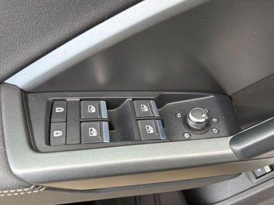 Audi Q3 14 45 tfsie 245ch s line s-tronic 6 attelage   - 30