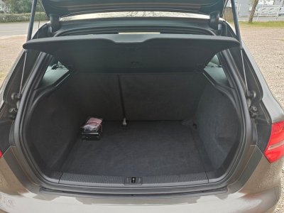 Audi A3 18 TFSI 160ch S Line Sportpaket Plus Tr&egrave;s Bon Etat   - 10