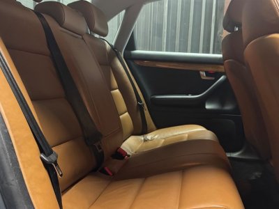 Audi A4 18 t 165 ambition quattro   - 6