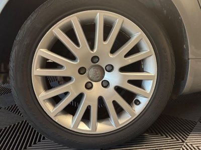 Audi A4 18 t 165 ambition quattro   - 38