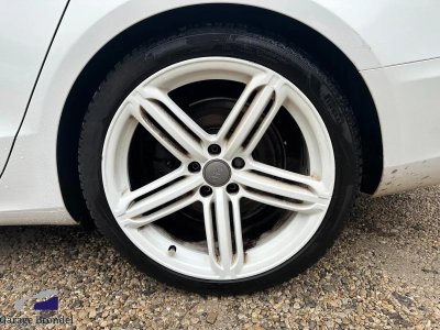 Audi A5 Sportback 30 TDi 240cv S-Line BVA Quattro   - 15