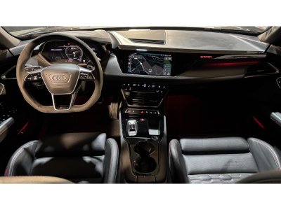 Audi e-tron GT RS Quattro 646ch S Extended - 1&egrave;re Main   - 8