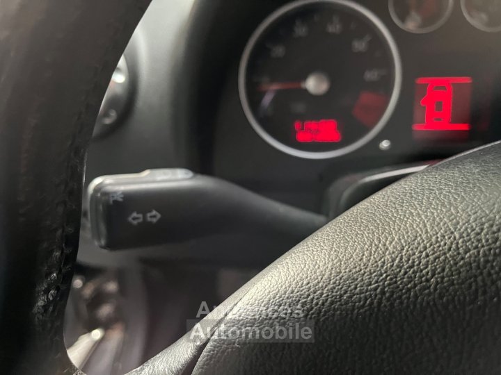 Audi TT ROADSTER 18 TURBO 20 VT 180 / ENTRETIEN COMPLET / DSITRIB OK / BON ETAT GENERAL / JANTES BBS 18 POUCES / - 17