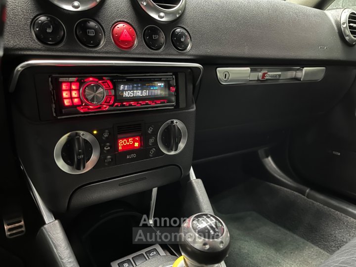 Audi TT ROADSTER 18 TURBO 20 VT 180 / ENTRETIEN COMPLET / DSITRIB OK / BON ETAT GENERAL / JANTES BBS 18 POUCES / - 20
