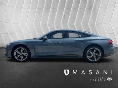 Audi e-tron GT quattro 476ch toit siege cam360 - 5