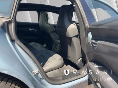 Audi e-tron GT quattro 476ch toit siege cam360 - 8