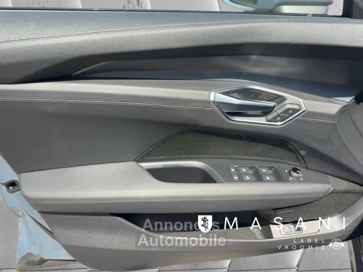Audi e-tron GT quattro 476ch toit siege cam360 - 15