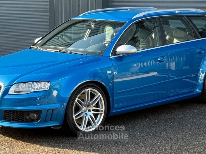 Audi RS4 Avant 42 V8 420ch quattro BVM6 PACK F1 Syst&egrave;me Audio BOSE Bleu Sprint Radar AV et AR Si&egrave;ges chauffants - 1