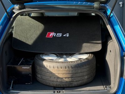 Audi RS4 Avant 42 V8 420ch quattro BVM6 PACK F1 Syst&egrave;me Audio BOSE Bleu Sprint Radar AV et AR Si&egrave;ges chauffants   - 10