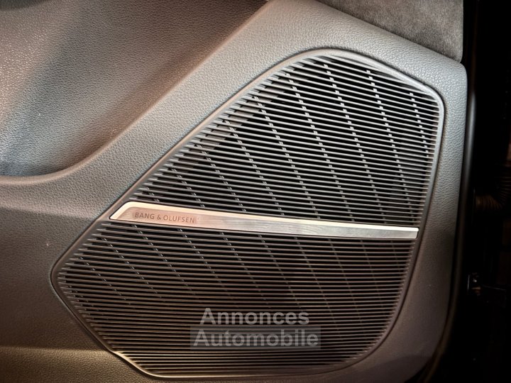 Audi Q7 60 TFSIe COMPETITION 462 CV QUATTRO TIPTRONIC - 12