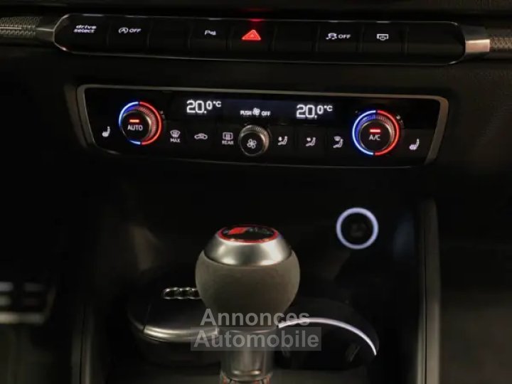 Audi RS3 Sportback 400cv - 12