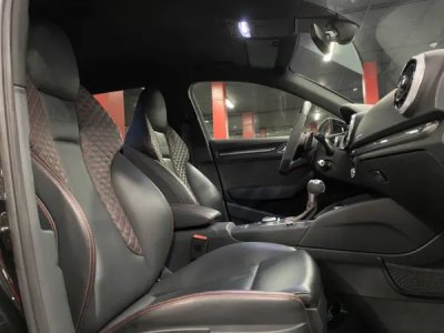 Audi RS3 Sportback 400cv - 14