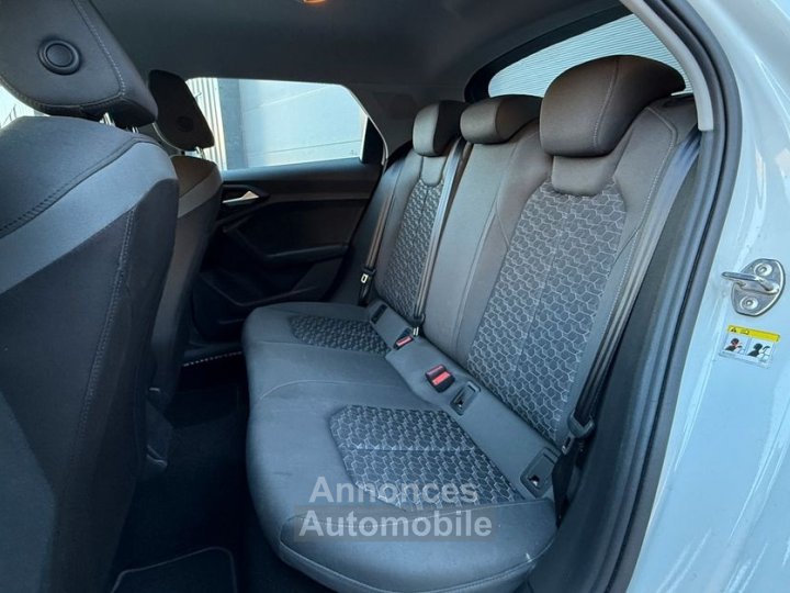 Audi A1 Sportback 30 TFSI 110ch Design Luxe S tronic 7 430 euros par mois Cam&eacute;ra AR R&eacute;gulateur-Limiteur de vitesse Acc&egrave;s et d&eacute;marrage sans cl&eacute; - 5