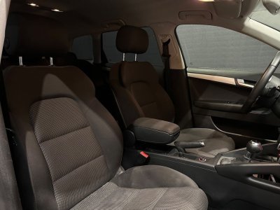 Audi A3 Sportback 12 tfsi 105ch ambiente s-tronic sieges chauffants xenon radars av-ar clim bi-zone   - 6