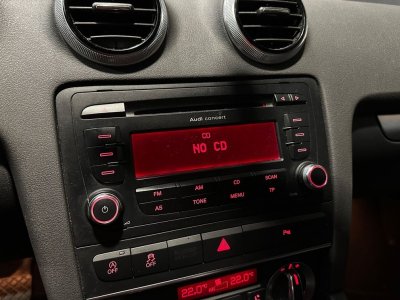 Audi A3 Sportback 12 tfsi 105ch ambiente s-tronic sieges chauffants xenon radars av-ar clim bi-zone   - 32