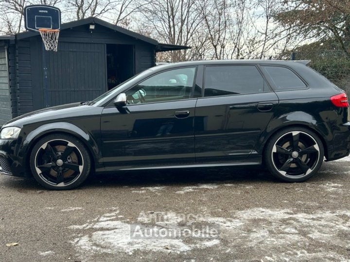 Audi RS3 8p 25 TFSI 340 Quattro S tronic - 4