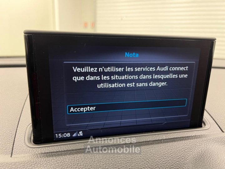 Audi A3 Sportback 30 TFSI 116 S tronic 7 Design Luxe - 16