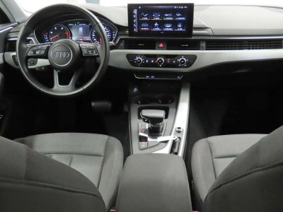 Audi A4 30TDi Avant STRONIC   - 5