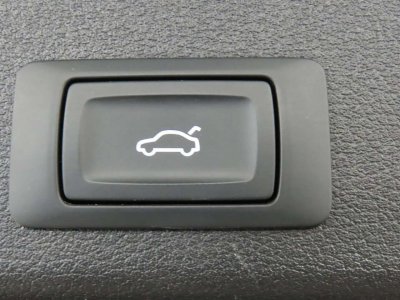 Audi A4 30TDi Avant STRONIC   - 13