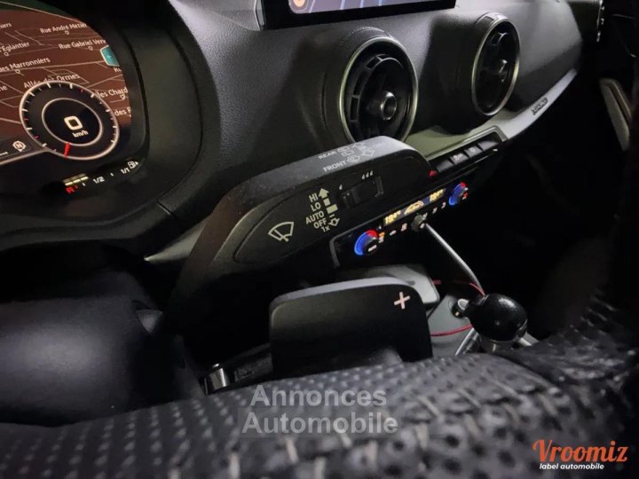 Audi Q2 20 TDI 190 S-LINE QUATTRO S-TRONIC7 I GARANTIE MAI 2027 - CARPLAY - TOIT OUVRANT - 52
