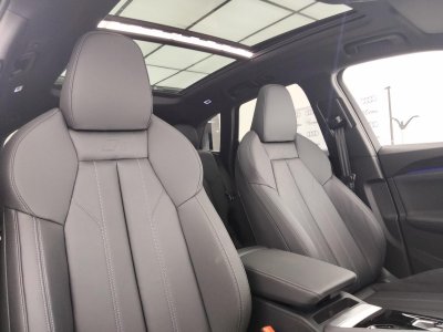 Audi Q5 e-hybrid 299 ch S tronic 7 Quattro S line   - 8