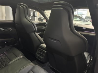 Audi e-tron GT 476 ch quattro Extended   - 29