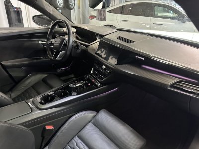 Audi e-tron GT 476 ch quattro Extended   - 34