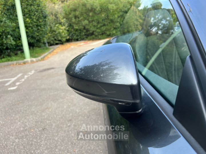 Audi TT ROADSTER 18 TFSI 180 S tronic 7 S line / Suivi complet / Virtual Cockpit - 33