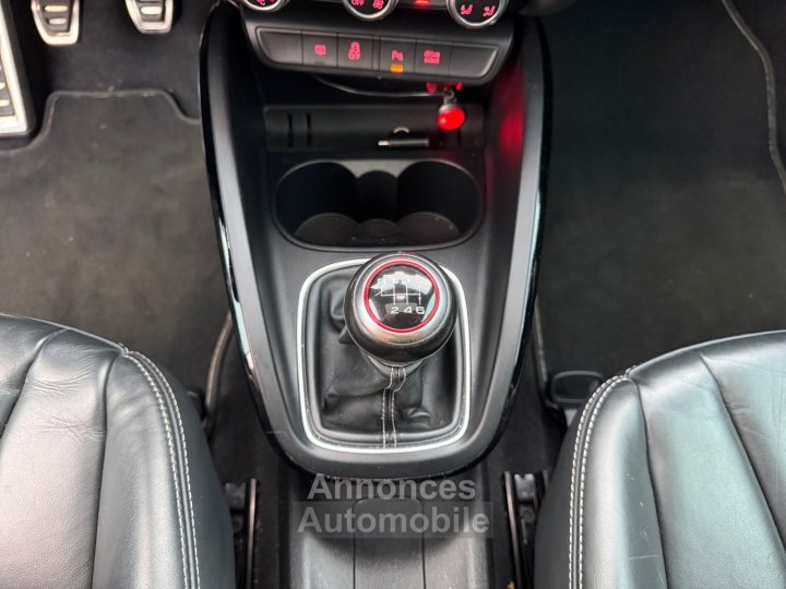 Audi S1 20 TFSI 231 Quattro Toit Ouvrant Si&egrave;ges Sport Ciel Etoil&eacute; GARANTIE 12 MOIS - 16