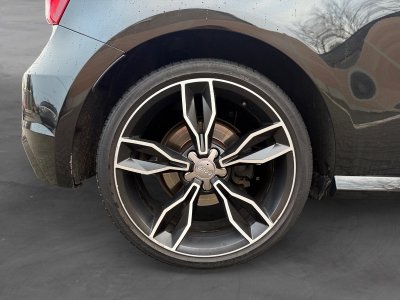 Audi S1 20 TFSI 231 Quattro Toit Ouvrant Si&egrave;ges Sport Ciel Etoil&eacute; GARANTIE 12 MOIS   - 21