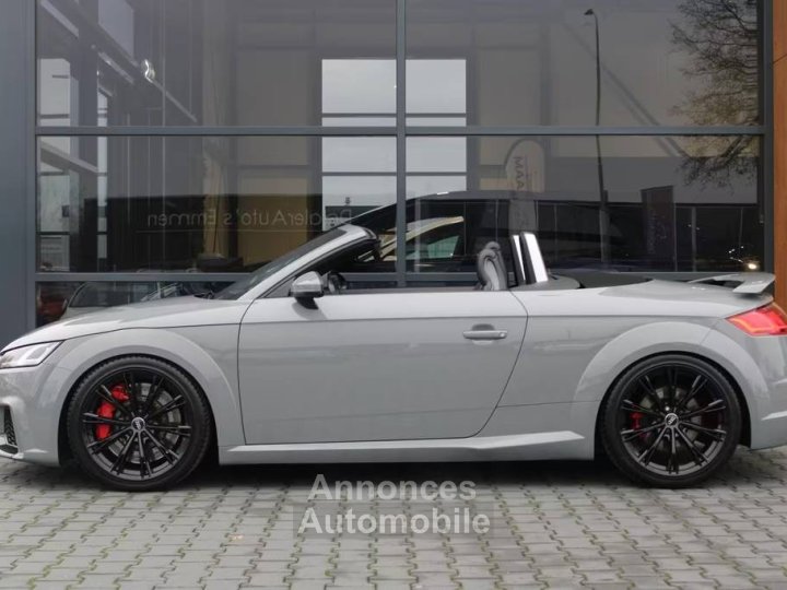 Audi TT RS Roadster quattro - 2