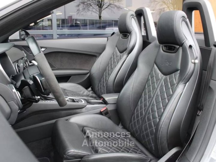 Audi TT RS Roadster quattro - 6