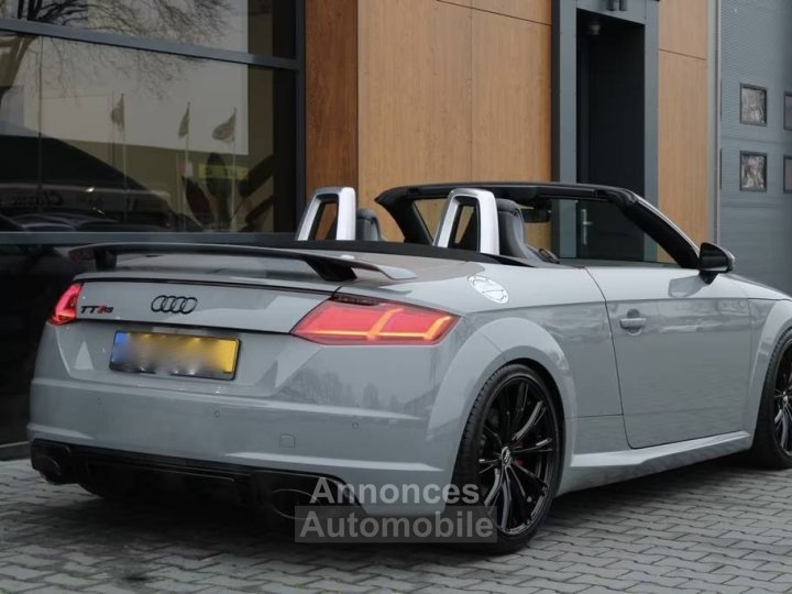 Audi TT RS Roadster quattro - 11