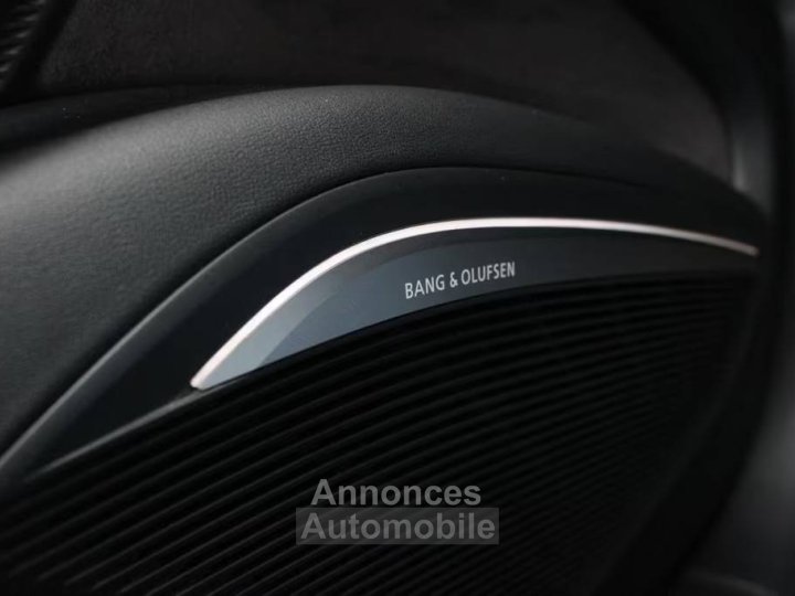 Audi TT RS Roadster quattro - 17