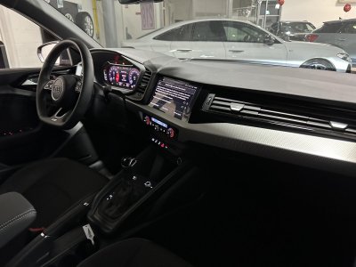 Audi A1 Sportback 35 TFSI 150 ch S tronic 7 S Line Plus   - 11