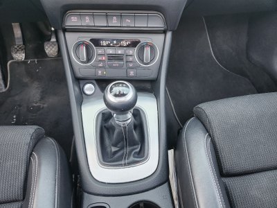 Audi Q3 20 TDI 120 ch S line toit ouvrant   - 17