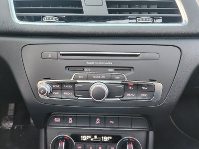 Audi Q3 20 TDI 120 ch S line toit ouvrant   - 19