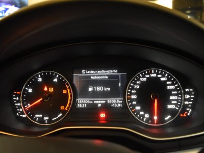 Audi A4 AVANT BUSINESS 35 TDI 150 S tronic 7 Business Line / Carplay   - 15