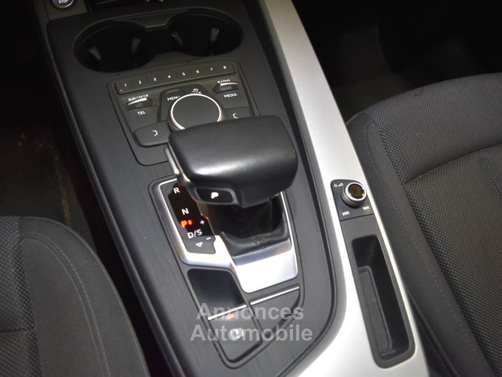 Audi A4 AVANT BUSINESS 35 TDI 150 S tronic 7 Business Line / Carplay - 27