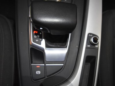 Audi A4 AVANT BUSINESS 35 TDI 150 S tronic 7 Business Line / Carplay   - 28