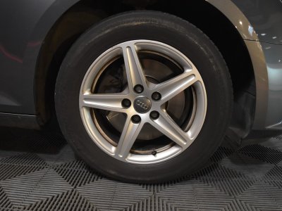 Audi A4 AVANT BUSINESS 35 TDI 150 S tronic 7 Business Line / Carplay   - 37