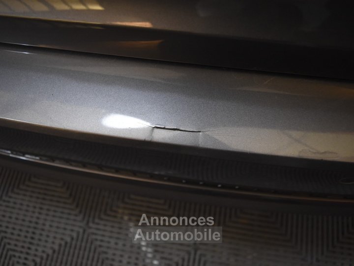 Audi A4 AVANT BUSINESS 35 TDI 150 S tronic 7 Business Line / Carplay - 42