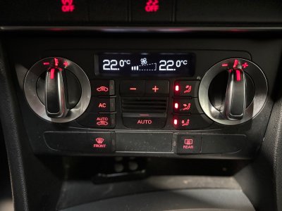 Audi Q3 20 TDI 140 ch S line ( 1&egrave;re main )   - 16