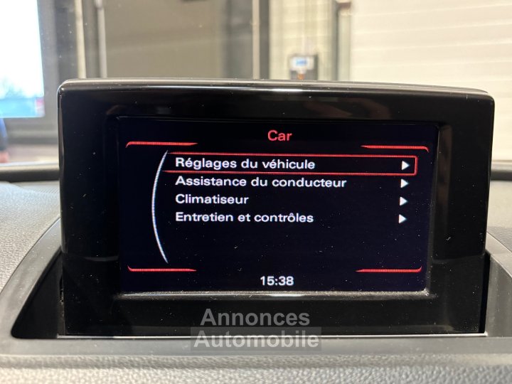 Audi Q3 20 TDI 140 ch S line ( 1&egrave;re main ) - 19