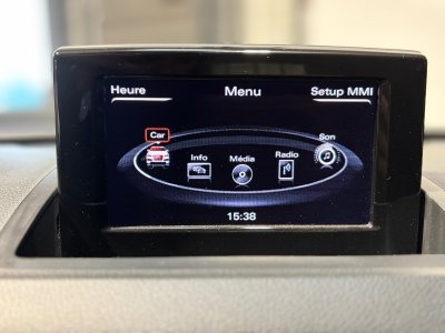 Audi Q3 20 TDI 140 ch S line ( 1&egrave;re main )   - 21