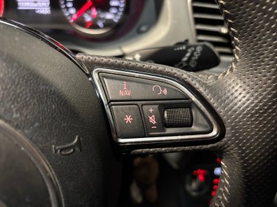 Audi Q3 20 TDI 140 ch S line ( 1&egrave;re main )   - 25