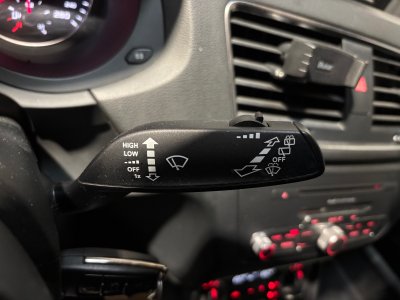 Audi Q3 20 TDI 140 ch S line ( 1&egrave;re main )   - 26