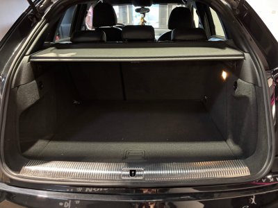 Audi Q3 20 TDI 140 ch S line ( 1&egrave;re main )   - 34