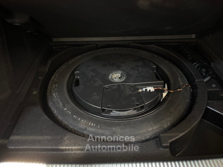 Audi Q3 20 TDI 140 ch S line ( 1&egrave;re main ) - 35