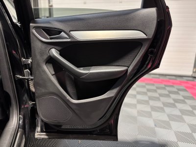 Audi Q3 20 TDI 140 ch S line ( 1&egrave;re main )   - 38